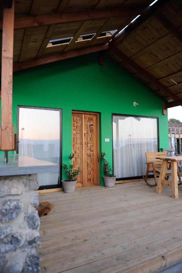 The Green And Red Cabins マアレ・ガムラ エクステリア 写真
